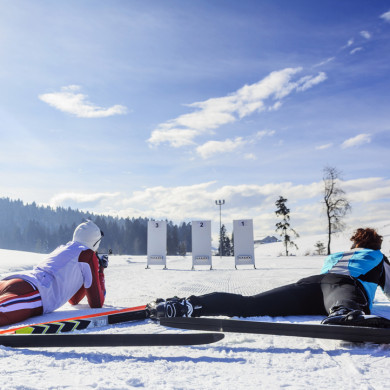 Initiation au biathlon sur neige pendant les vacances à Metabief