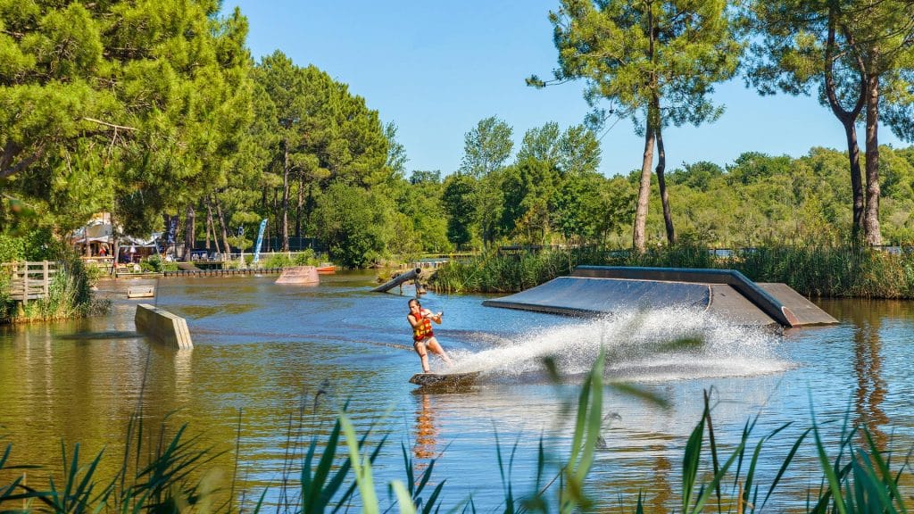 pole glisse wakeboard du village vacances azureva lacanau en gironde 